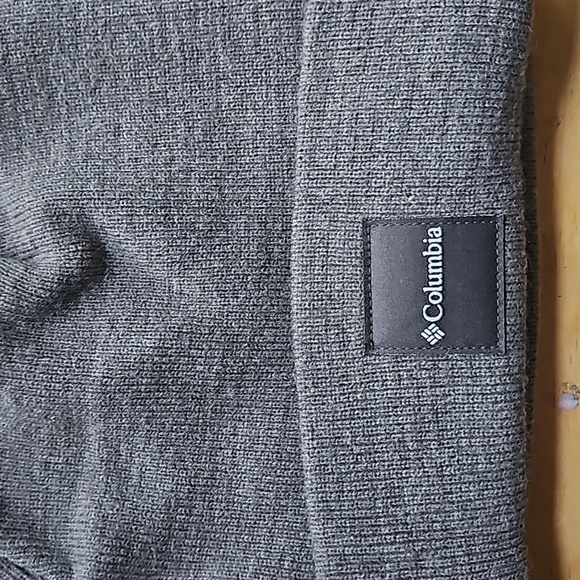 COLUMBIA BEANIE - Picture 2 of 10